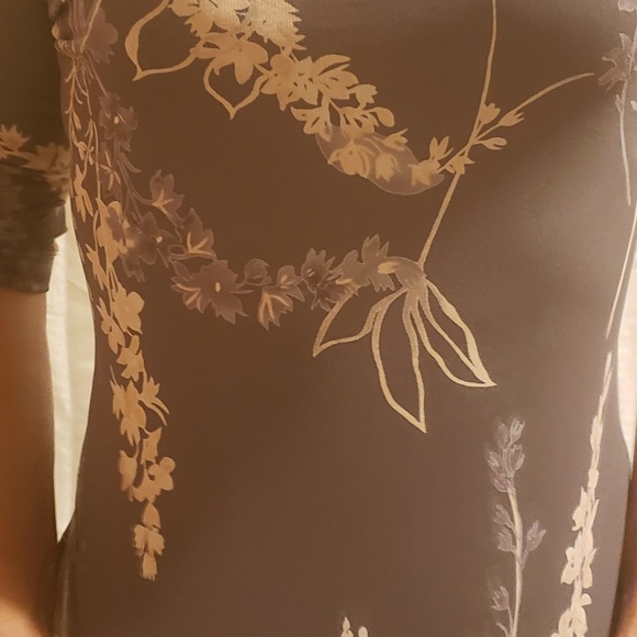 Beautiful blouse - Picture 2 of 2